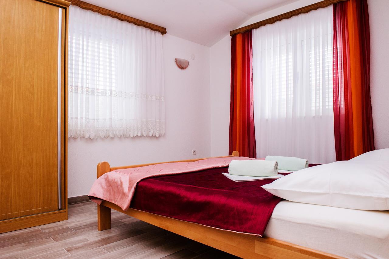 מרינה Apartments Mila מראה חיצוני תמונה